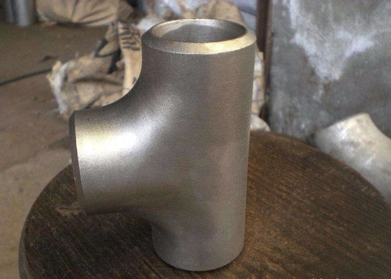 8&quot; 1.5d 90 il nero di Wpb del gomito dell'acciaio A234 di grado che dipinge l'accessorio per tubi saldato
