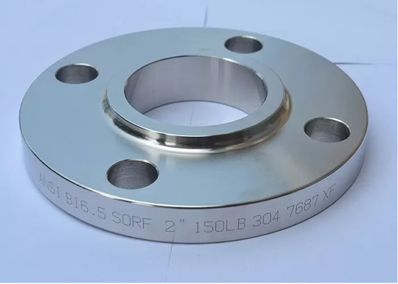 ASME Pn100 Dn100 ha forgiato lo slittamento piano della flangia del acciaio al carbonio sul collo alzato della saldatura del fronte