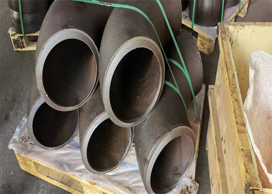 L'uguale forgiato autentico del nero del gomito di ASTM A234 WPB modella a 6 pollici