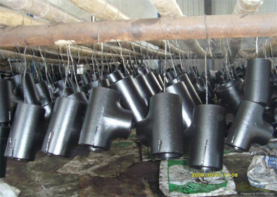 Gli accessori per tubi senza cuciture autentici di GB JIS di BACCANO collocano sul tee A234 WP12 senza cuciture